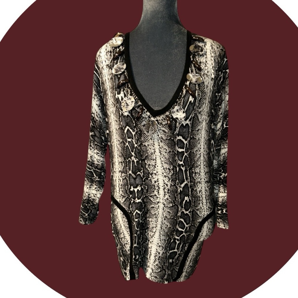 Boston Proper soft comfortable snakeskin print top with large mirror detail